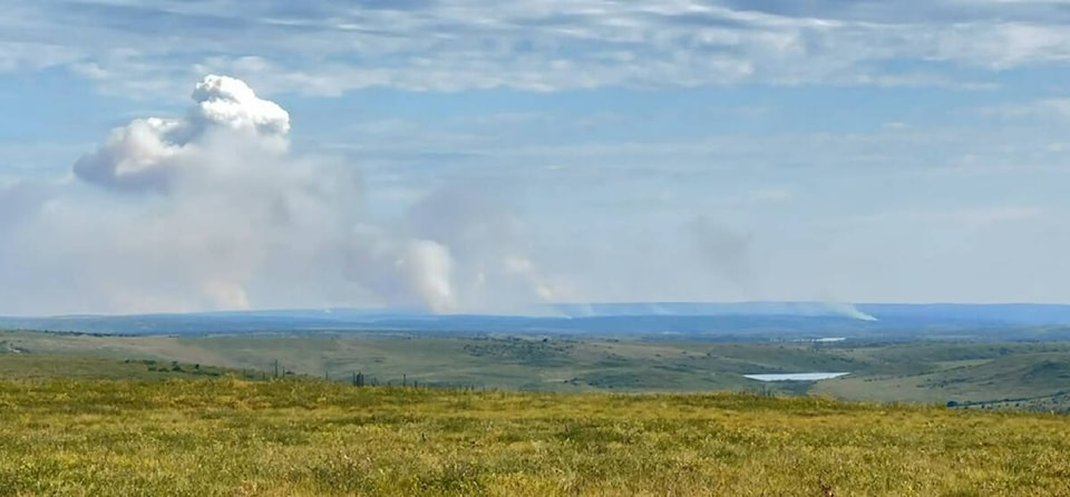 33641709_web1_230824-INU-InuvikWildfireUpdateAug18-_1