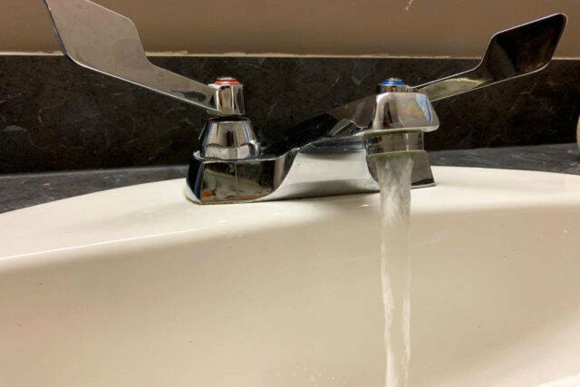 33897320_web1_211202-WPF-waterrestrictionPRINT_1