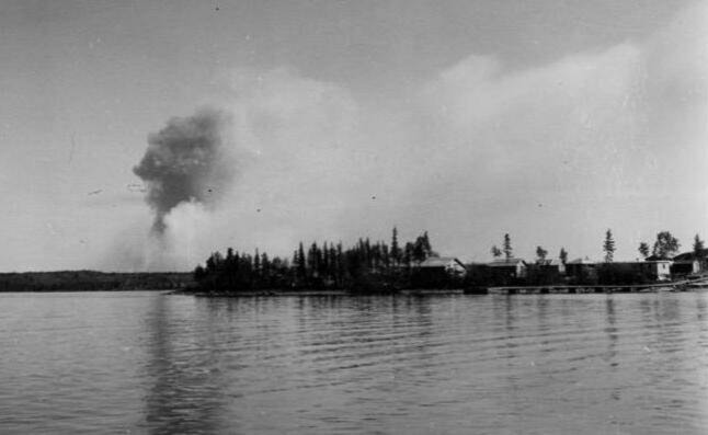 34176663_web1_forest_fire_1938