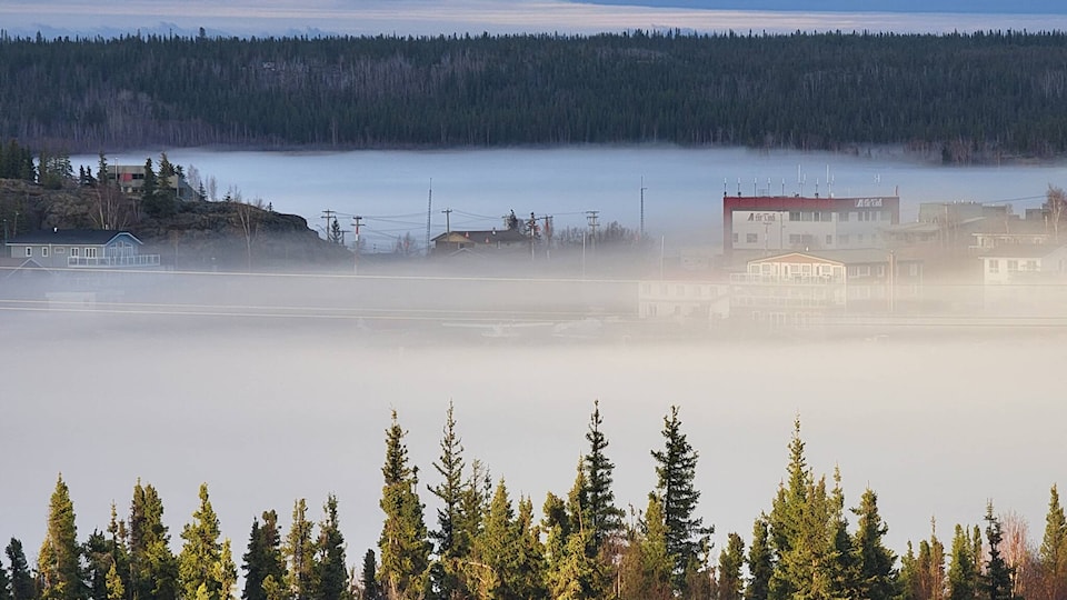 34176733_web1_210604-YEL-greatslavefog-oldtown_1