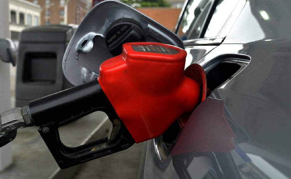 34237781_web1_230222-ADW-gas-prices_1
