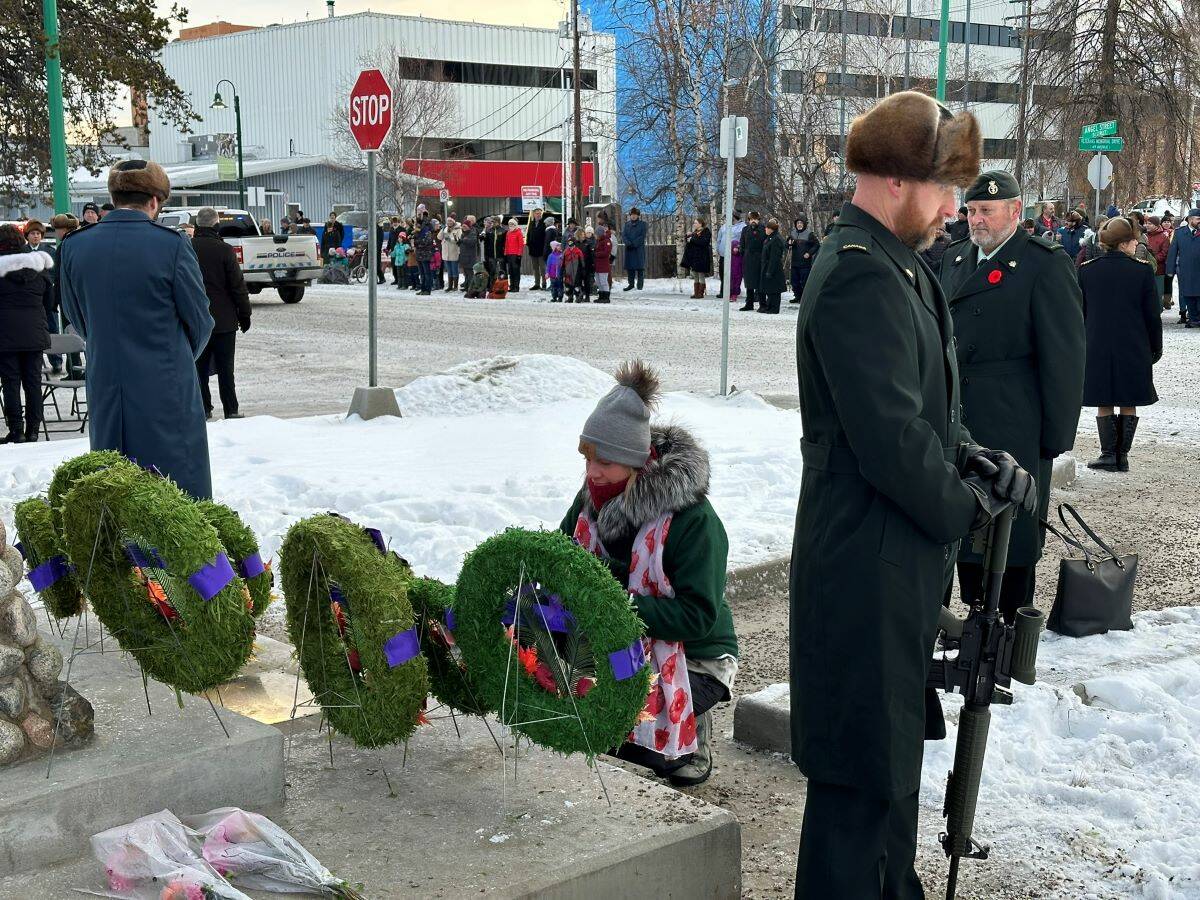 34514456_web1_231111-YEL-Remembrance-Parade-parade_3