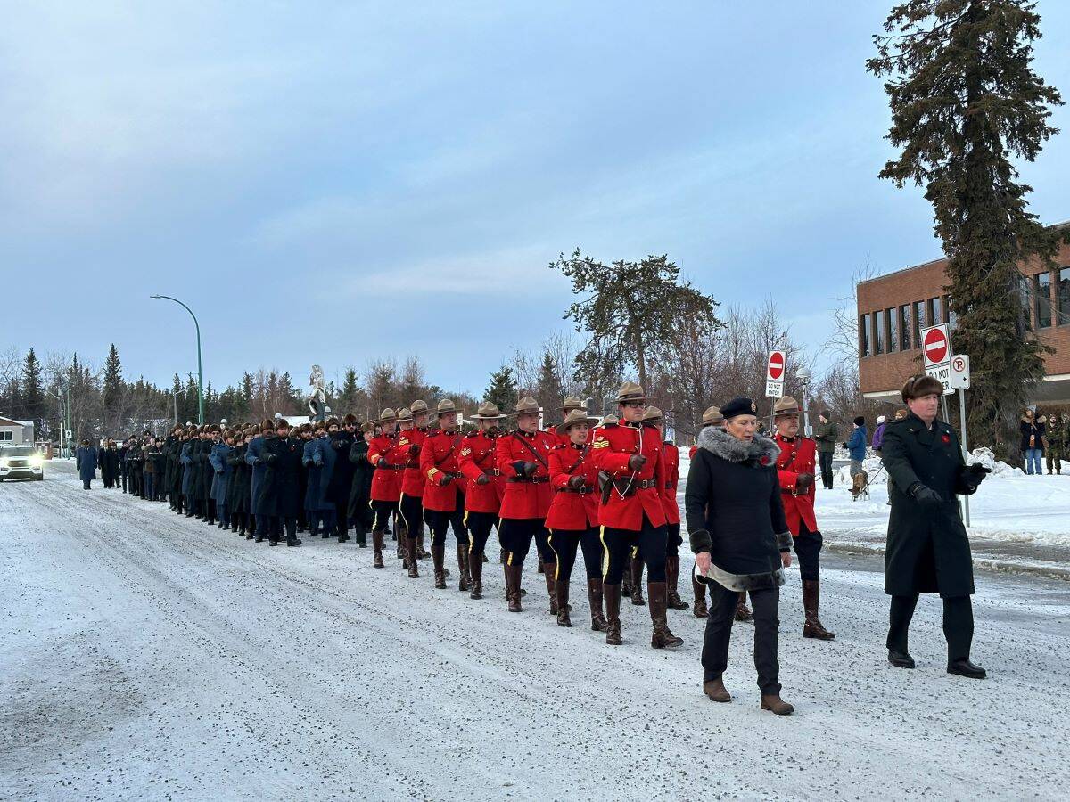 34514456_web1_231111-YEL-Remembrance-Parade-parade_6
