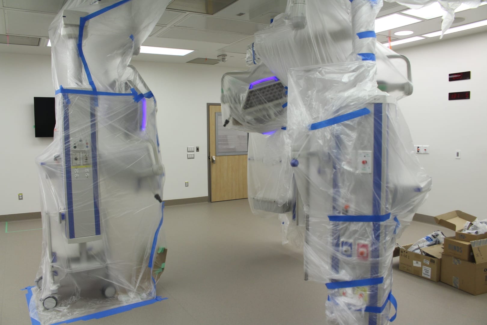The new "future-proofed" operating room fully equipped with new surgical booms. Brett McGarry / 窪蹋勛圖厙 photo