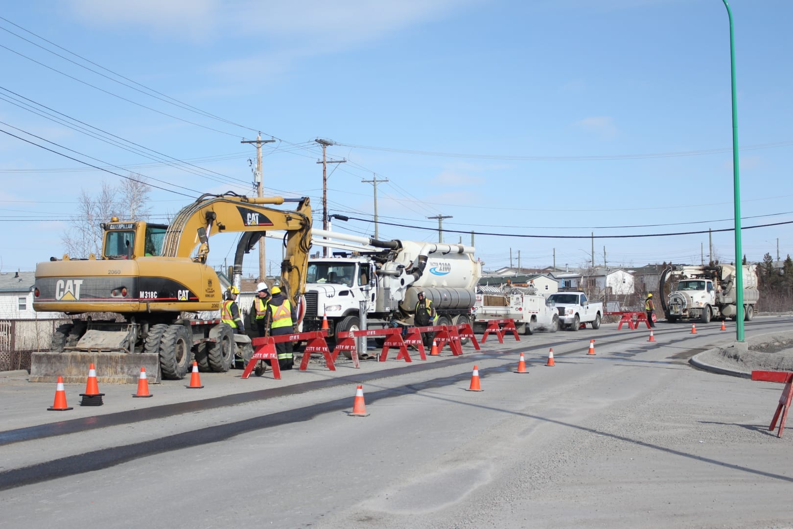An leaking sewage line causing road closures at Kam Lake Road and Coronation Drive has drivers travelling through one lane on Tuesday. Crews are working on fixing the line and the road closures are expected not expected to last into the weekend. The last sewage leak in the Kam Lake area was in January of 2018. Brett McGarry/ NNSL photo