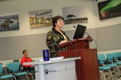 Sharolynn Woodward, director of corporate services, delivers a presentation on the proposed 2018 city budget during a meeting of the Municipal Services Committee in 2017. ºÚÁϳԹÏÍø file photo