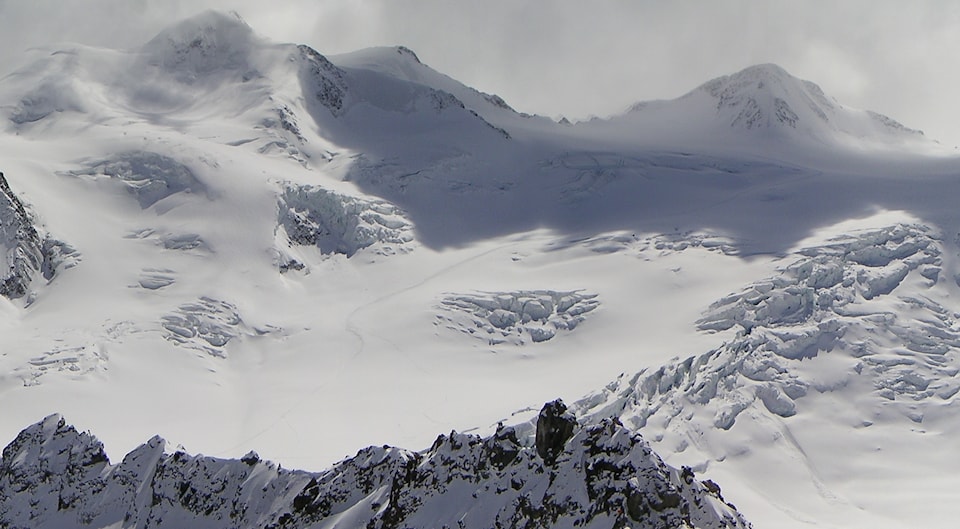 wildspitze_seen_from_hinterer_brunnkogel_with_visible_ascent_track_of_ski_mountaineer