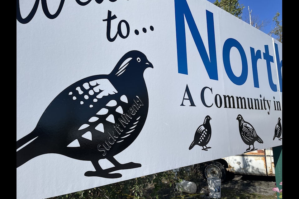 Ingrained in one of the eight birds that's part of the welcome sign in Northlands reads, "Suck it Niven! :)"
