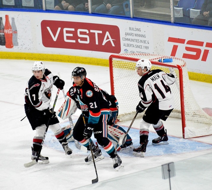 Gary AHUJA 2017-03-18Vancouver Giants vs Kelowna Rockets, WHL action at Langley Events CentreVancouver’s Ty Ronning and James Malm