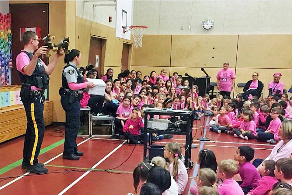 10839779_web1_180301-PAN-M-WRE-pink-shirt-day---twitter