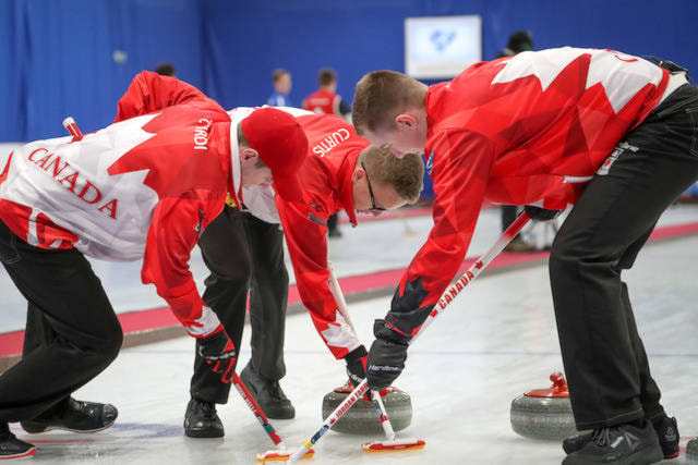 10958291_web1_WORLD-JUNIORS-2018-Final-Men-sweepers-resized