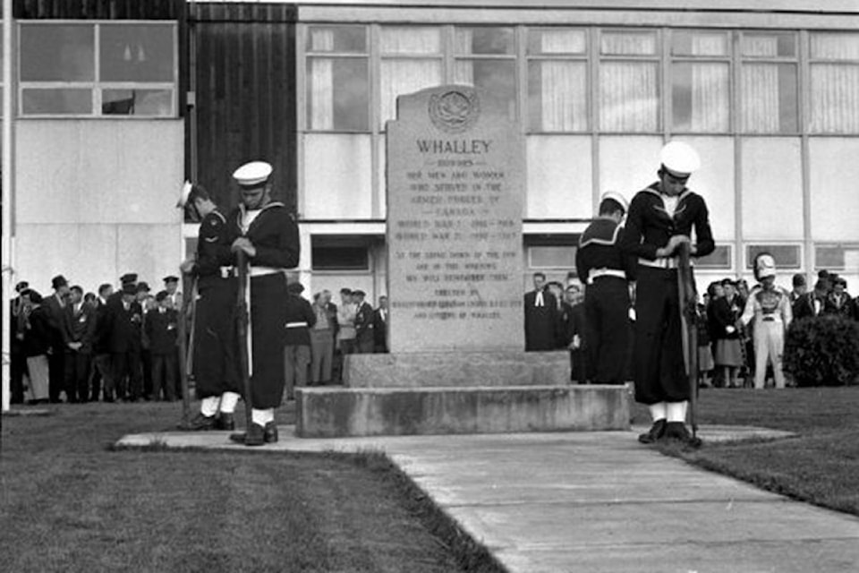 14320577_web1_Whalley-Legion-Remembrance-Day-Ceremony-1964
