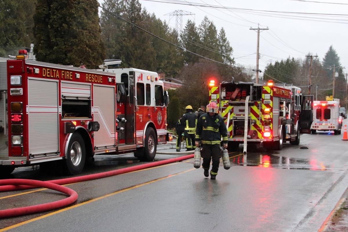 15382614_web1_190201-NDR-M-Dog-rescued-from-Lyon-Road-house-fire-3