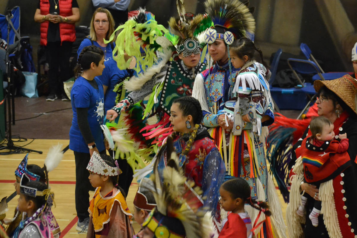 16301222_web1_190410-PAN-Powwow_11