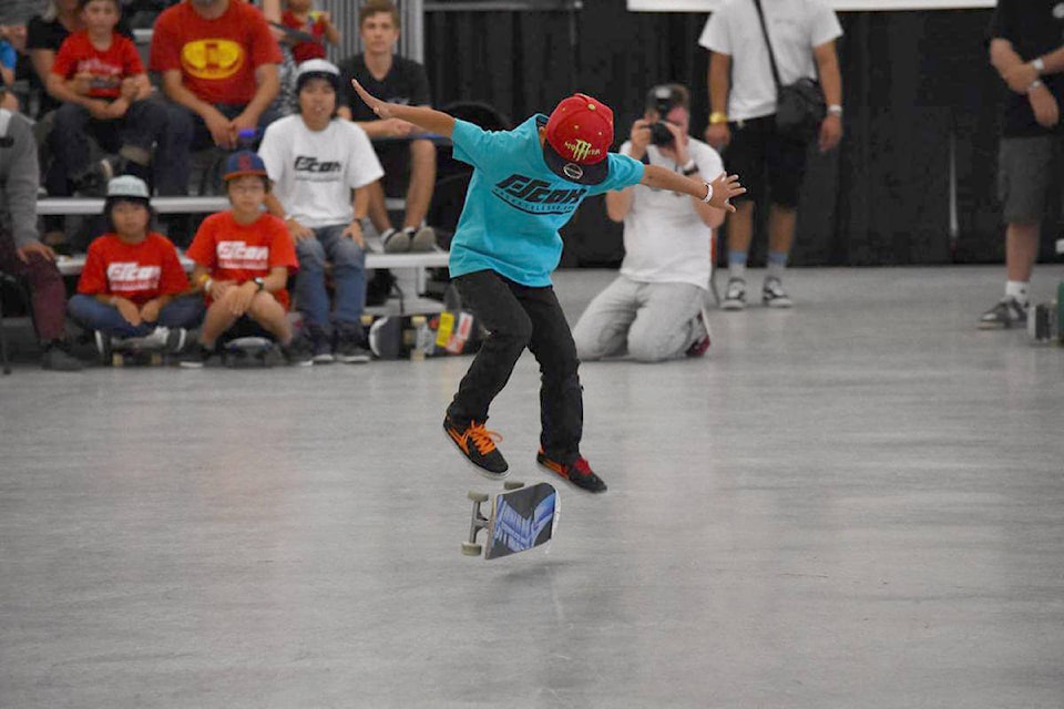 16602549_web1_180509-CLR-CLRODEO-Skateboarding_1