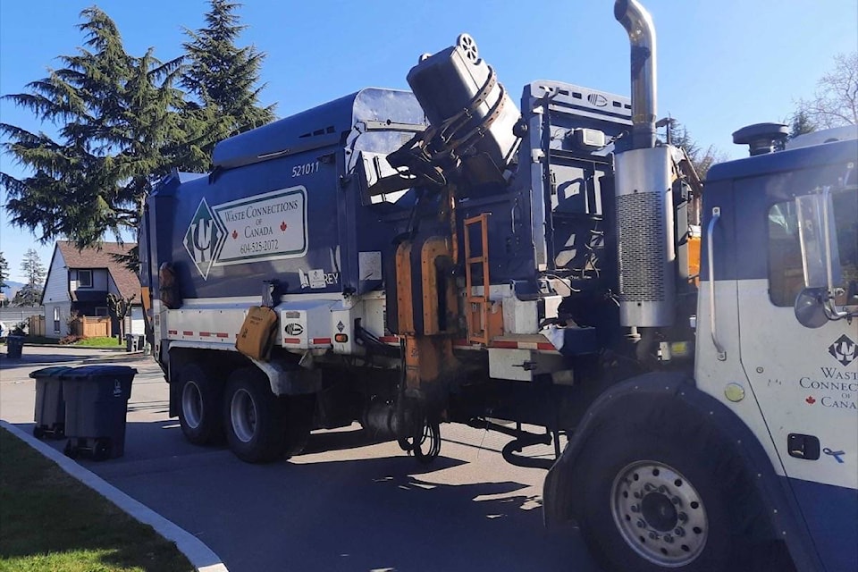 24842132_web1_210422-SUL-SurreyWasteContamination-truck_1