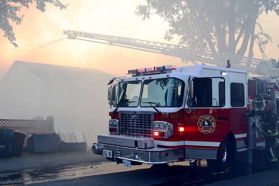 26102834_web1_210812-SUL-Firefighters-condo-donation-update_1