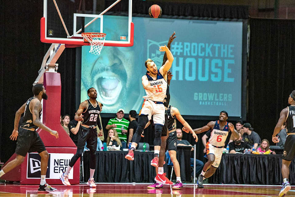 James Karnik scored five points as the Fraser Valley Bandits road game against the Newfoundland Growlers got underway Tuesday, July 5. Bandits won 88-81. (Canadian Elite Basketball League CEBL)