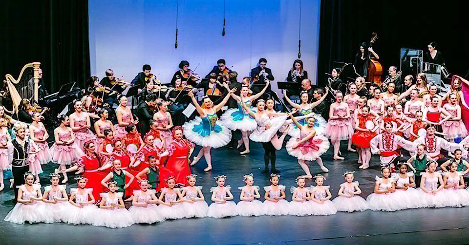 31027487_web1_221117-SUL-Nutcrackers-MAIN_1