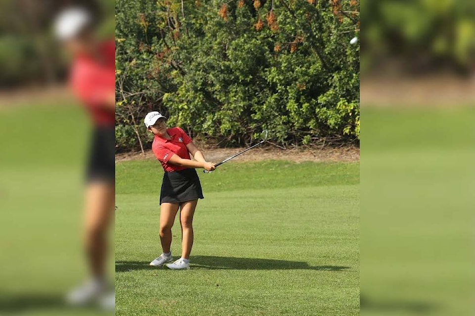 31048707_web1_221124-PAN-Rebecca-Kim-signs-with-Oregon-golf_1