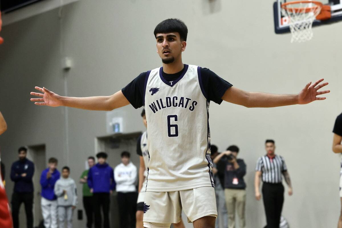 Tamanawis player Sunny Dhami in action at Langley Events Centres South Court during Tuesdays final game, Feb. 28, 2023. (Submitted photo: Garrett James/Langley Events Centre)