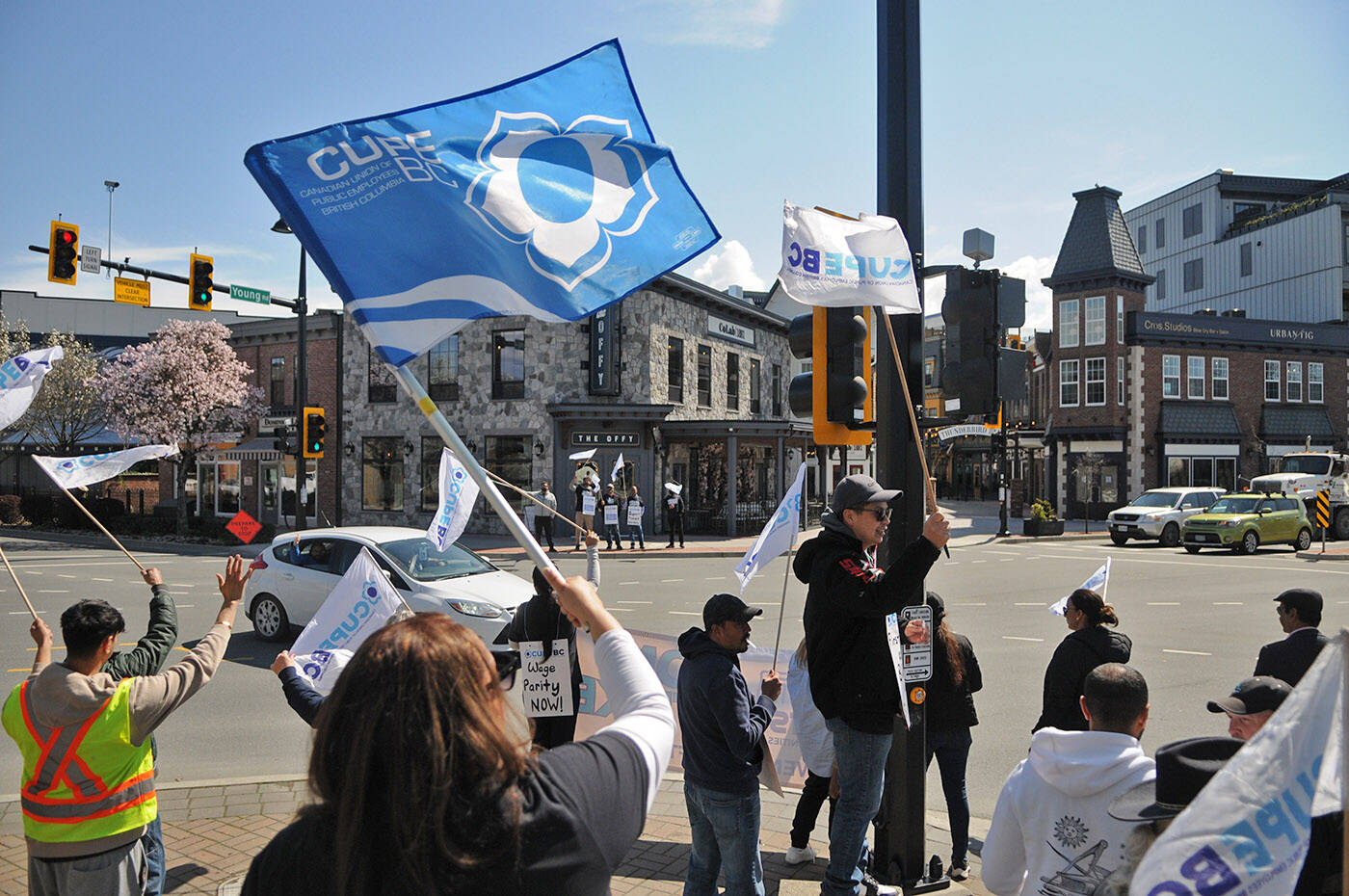 32405949_web1_230411-CPL-Transit-Drivers-Rally-Five-Corners-PRINT-HauckPhotos_5