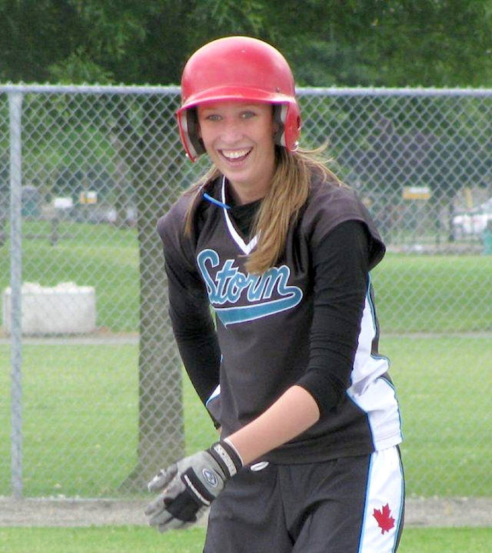 32577959_web1_230504-SUL-KauliusSoftball-MAIN_1