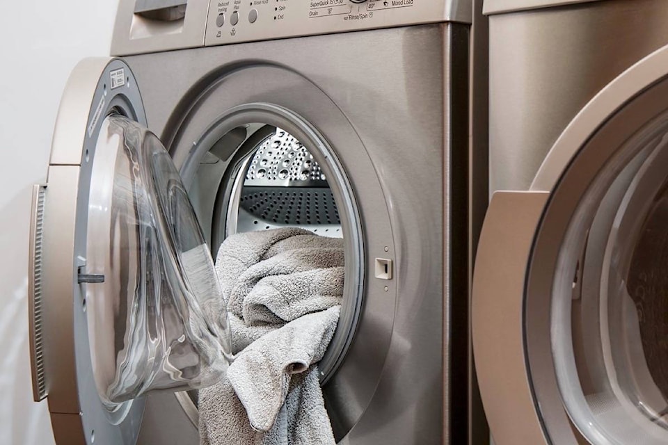 12611011_web1_180705-BPD-M-washing-machine-2668472_1920