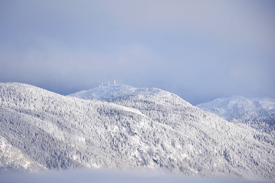 20096507_web1_copy_TST-winter-storm-warning-terrace