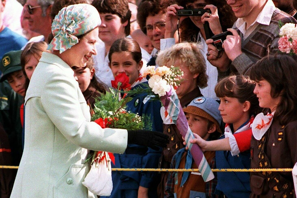 31031429_web1_221115-CPW-Girl-Guides-Brownies-rename-queen_1