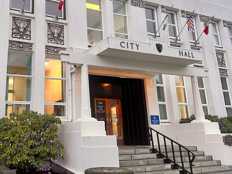 241212-pru-city-hall