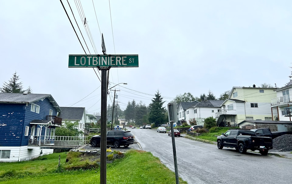 240913-lotbiniere-street-sign