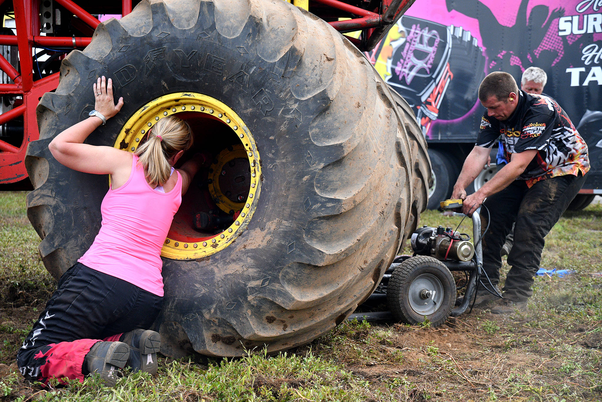 12787044_web1_180719-TST-monster-truck-terrace_13