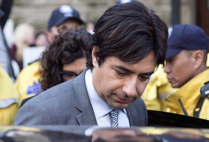 13624068_web1_CP_JianGhomeshi_1