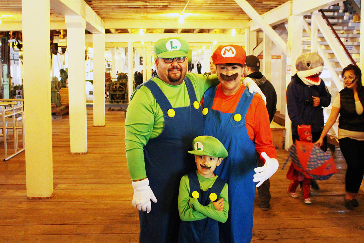 14163221_web1_WEB-PRU-MARIOBROS-NL