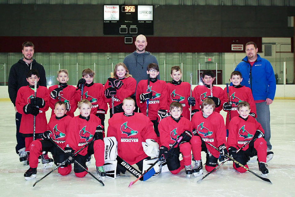 16237105_web1_North-West-Sockeyes-with-Coaches
