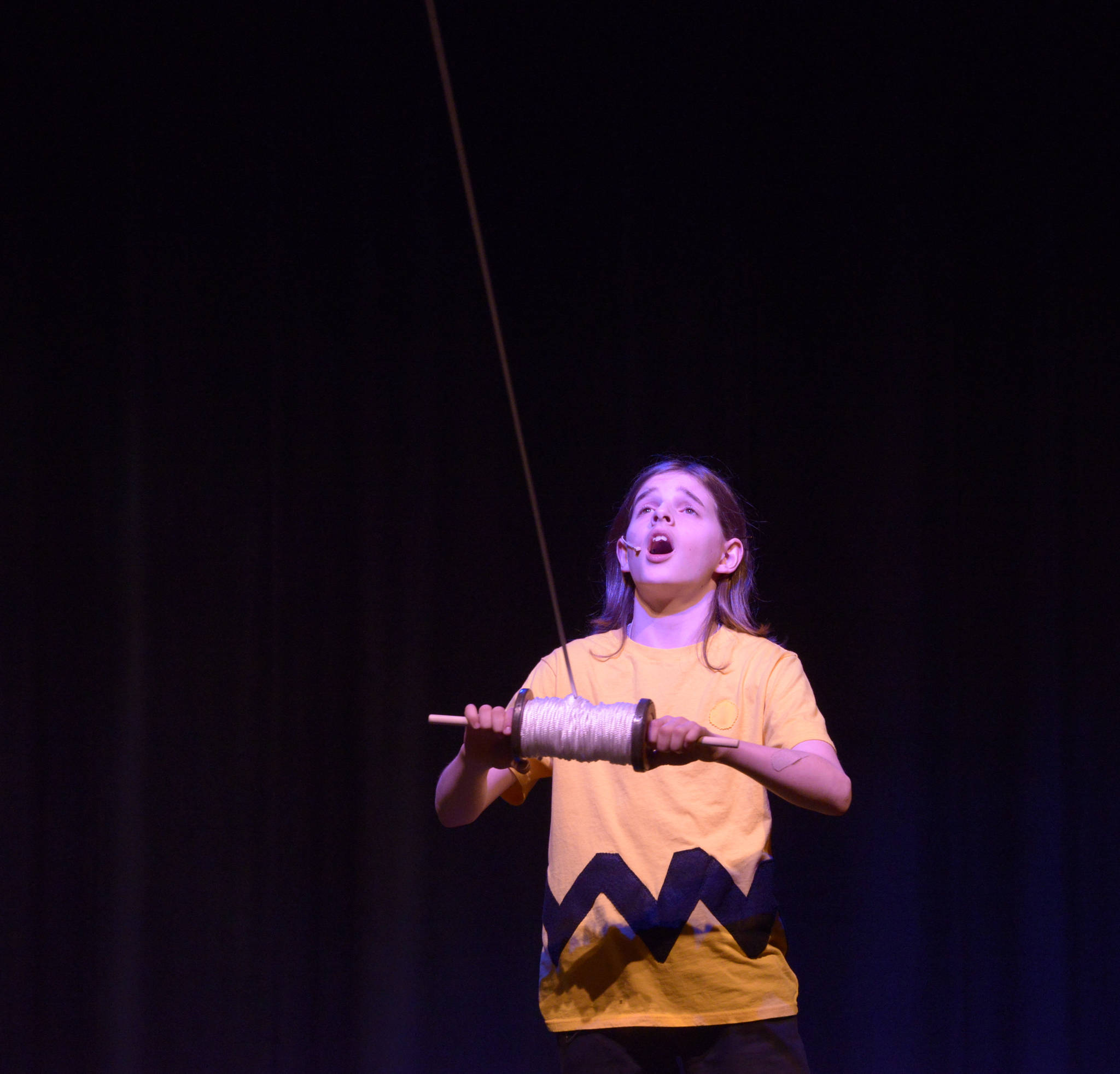 16414596_web1_Kai-Janzen-performing-Charlie-Brown-s-Kite