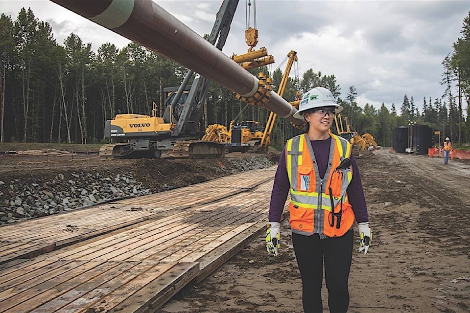 23273303_web1_20201109-BPD-CoastalGasLink-engineer-Elise-Nov2020.CGL