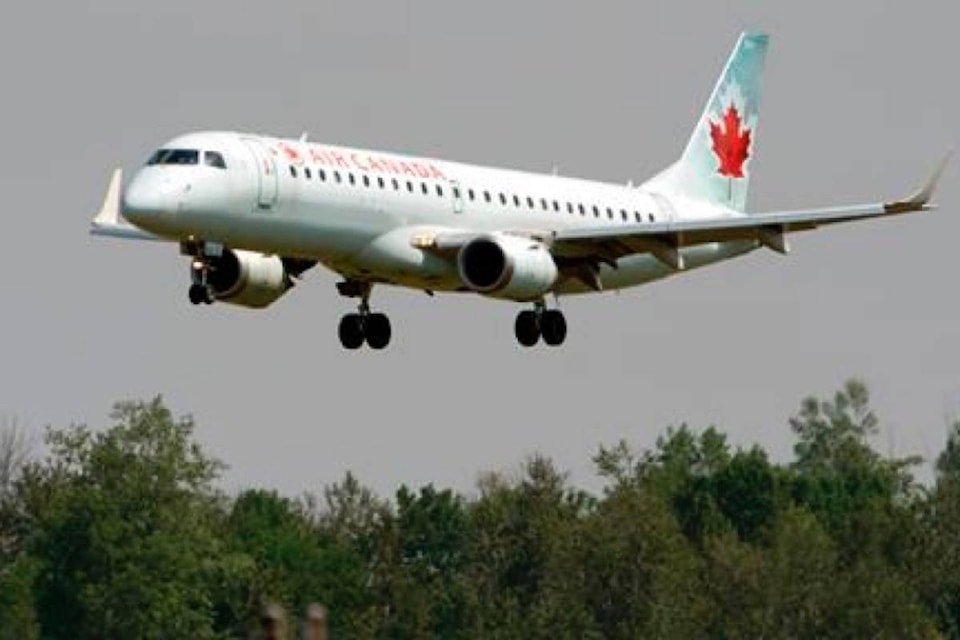 23918631_web1_190730-RDA-Air-Canada-adjusted-earnings-soar-above-estimate-revenue-up-in-each-segment_1