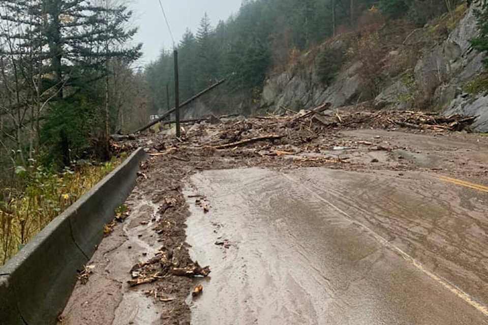 27192330_web1_211115-MRN-PK-Experience.Floods-MUDSLIDE_1