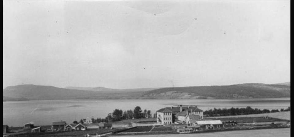 Lejac residential school on the shore of Fraser Lake. (National Centre for Truth and Reconciliation photo)