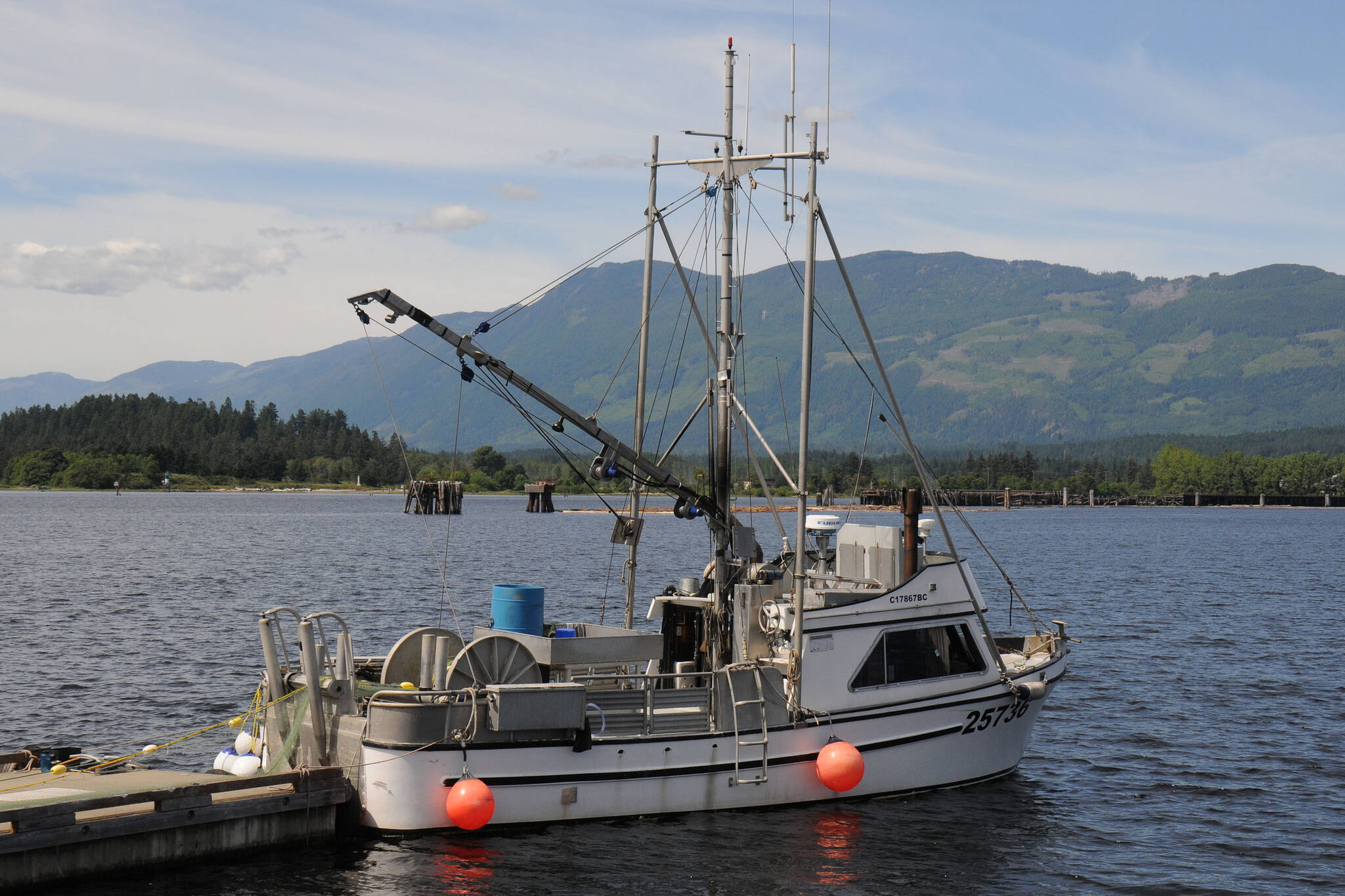 Commercial fisherman's union concerned over Ottawa's rejection of