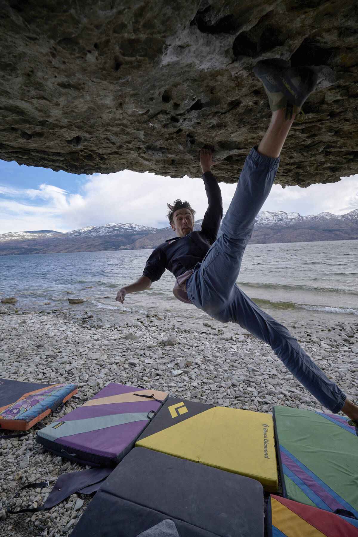 32362666_web1_230413-KCN-climber-pics_7