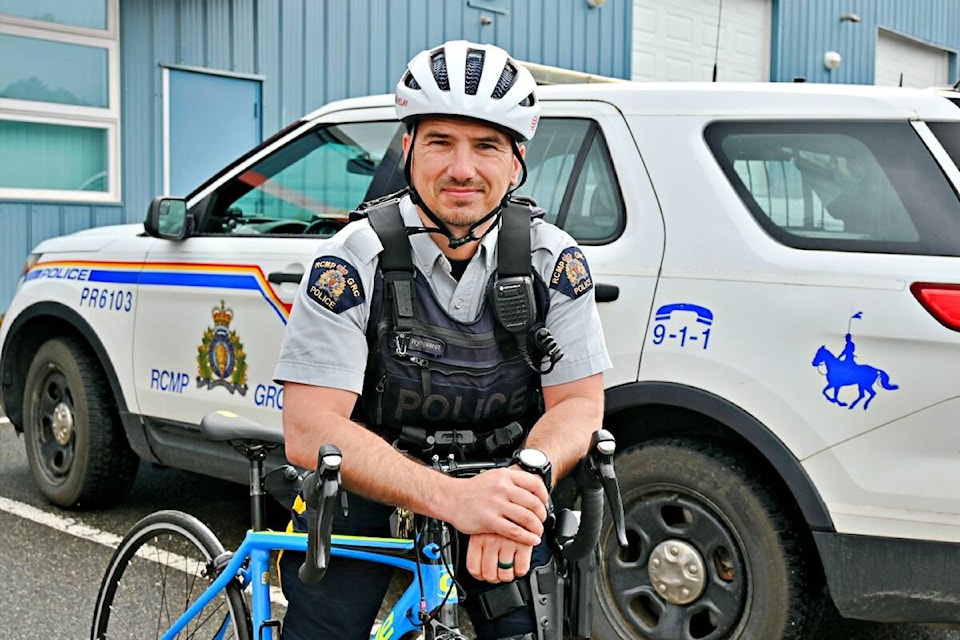 32904162_web1_230608-PRU-RCMP-Tour-de-North-Rider-Jacque-VanWyngaardt_3