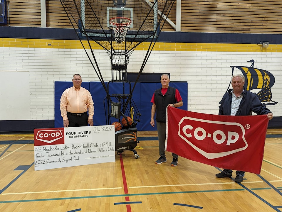 33771700_web1_230907-OEB-four-river-coop-donation-_2