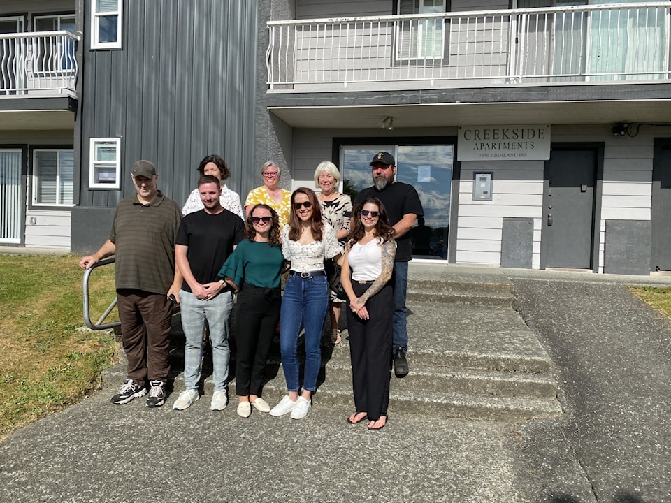 240724-nig-creekside-photo-op-creekside_1