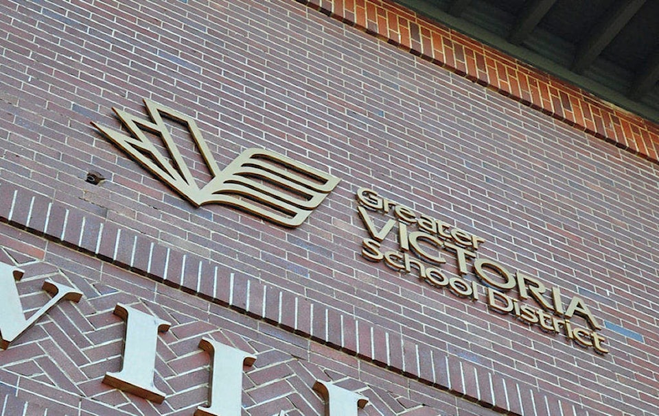 25170318_web1_210513-VNE-SD61-Indigenous-Learners_1