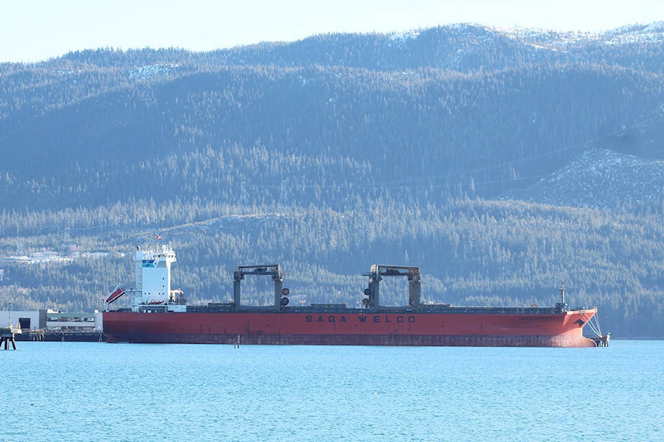 25851982_web1_21-716-CPW-UnpreparedshipbadcommunicationwerefactorsinB.C.shipcrashsaysTSB-WEB_1