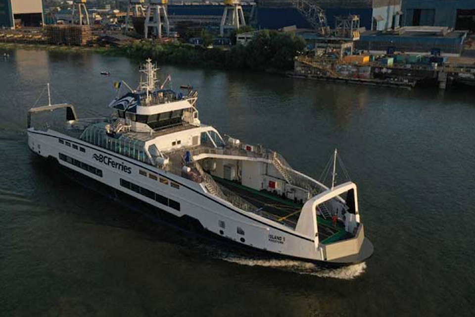 26424893_web1_210915-NBU-Last-Gabriola-Ferry-En-Route-Rewrite_1