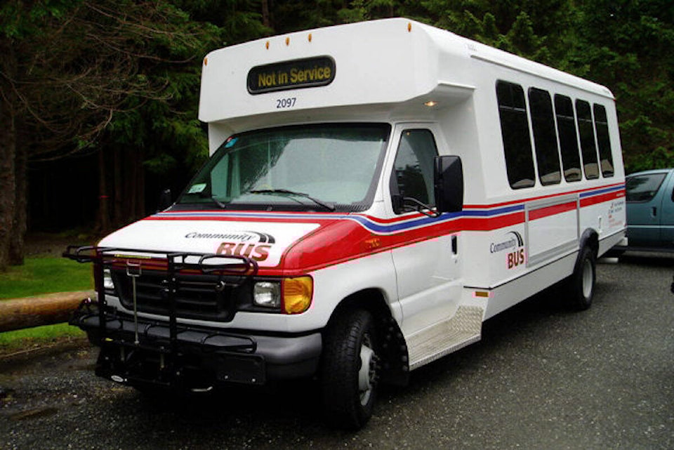 30484247_web1_220928-NIG-Next-Transit-Mt-Waddington-Transitbus_1